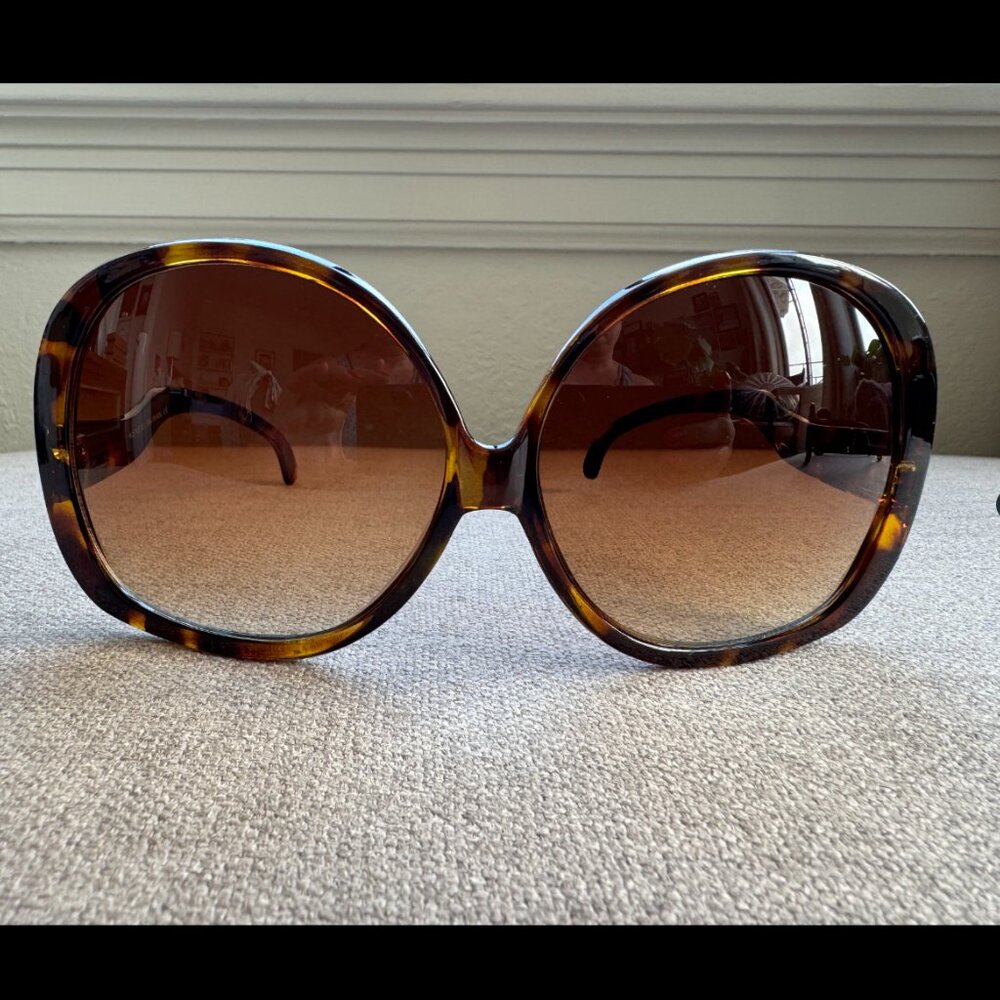 NEW Jackie O Fashion Sunglasses Black Tortoise Shell Plastic